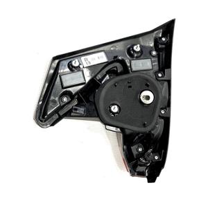 ไฟเบรกหลังขวาในตัวประตู TOYOTA C-HR Hybrid 81580-F4010 (16>23) - Product Image 4