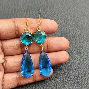 Boucles d'oreilles pendantes longues vintage en argent sterling 925 plaqué or faites à la main, avec cristaux bleus en forme de pyramide sertis de strass, certifiées IGI - Product Image 4