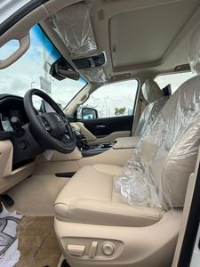 NUOVISSIMO Toyota Land Cruiser VXR 3.5L Benzina Turbo Diesel V6 Automatico R18 Euro VI con Telecamera a 360° in Ottime Condizioni - Product Image 3