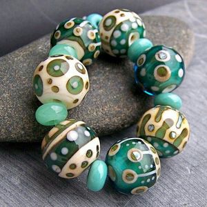 Cuentas de resina con forma de fabricación para la fabricación de joyas, cuentas de resina para decoración de prendas, accesorios embellecedores, Material de resina para collar - Product Image 1