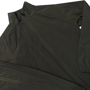 Ensemble de survêtement imperméable pour femmes Ensemble veste et pantalon coupe-vent personnalisé Ensemble de survêtement coupe-vent zippé deux pièces - Product Image 6