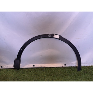 คิ้วซุ้มล้อหน้าขวา แลนด์โรเวอร์ ดิสคัฟเวอรี่ สปอร์ต (L550) FK7216A074AB 204DTD ดีเซล ปี 1999 (14>18) - Product Image 1