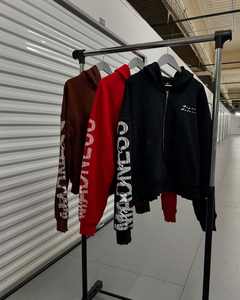 OEM y ODM moda patrón de impresión de la pantalla de los hombres cremallera cárdigan con capucha conjunto de personalización al por mayor - Product Image 5