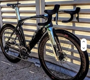 Bicicleta de Carretera CHART TOPPING Nueva 2025 Treks Madones SLR 9 Gen 6 - Product Image 4