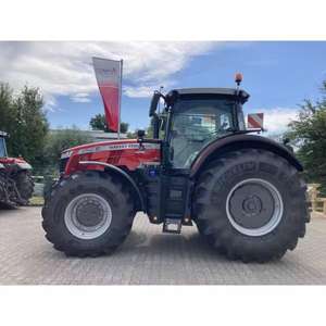 Tractor de Segunda Mano Massey Ferguson 8740S Dyna VT Exclusive con Enlace Delantero y Componente de Motor Principal EN VENTA - Product Image 6