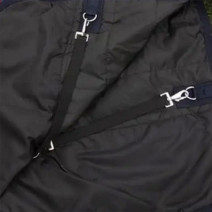 맞춤형 디자인 2025 겨울 방수 말 깔개 100% 폴리 에스테르 양털 채우기 새해 말 시트 - Product Image 3