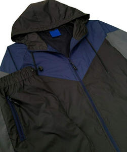 Survêtement coupe-vent léger en polyester et nylon pour hommes, survêtements d'extérieur coupe-vent et respirants avec logo personnalisé - Product Image 3