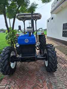 2022 utilizado para tractor 5620 4WD 55HP con engranaje central y caja de cambios de componentes del motor - Product Image 4