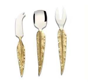 Juego de quesos de alta calidad de calidad alimentaria en oro con cuchillo y esparcidor de mantequilla para mesa de restaurante Juego de quesos de uso superior - Product Image 1