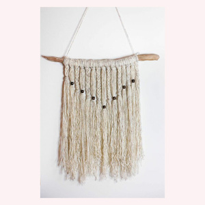 Tapiz de pared de hilo de lujo bohemio, arte minimalista hecho a mano en elegante gris y blanco para interiores de hogar de moda - Product Image 2