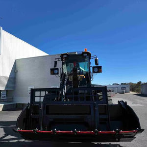 Cargadora de Ruedas 819 123HP LG825T con Capacidad de Carga de 2.5T - Product Image 1