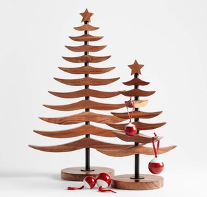 Support de sapin de Noël en bois écologique, accessoires de vacances, couleur et forme personnalisables, fait à la main, décoration de vacances durable - Product Image 1