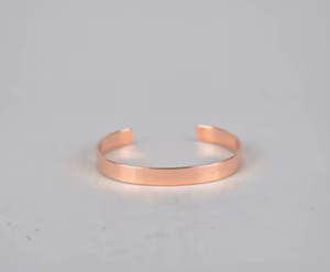 Bracelet en cuivre pur artisanal poli, design minimaliste et élégant, bracelet de thérapie de guérison pour soulager la douleur et le bien-être - Product Image 6