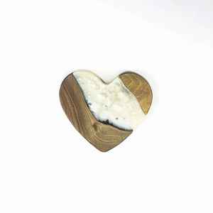 Elegante Posavasos de Resina y Madera Hecho con Madera de Acacia Natural y Madera de Mango con un Diseño de Resina Duradero - Product Image 3