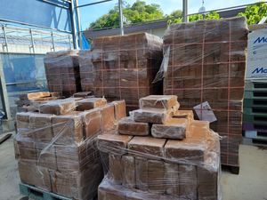 Nutritious Soil Cocopeat Bricks grow bag <b>Coir</b> Coarse Shell for Flower & Vegetable Vietnam Coconut fibre low EC for planter - Product Image 5