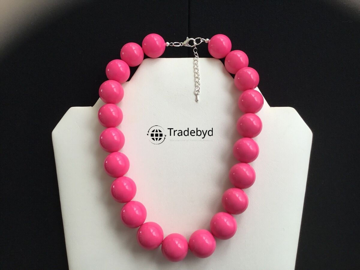 Available in different colore