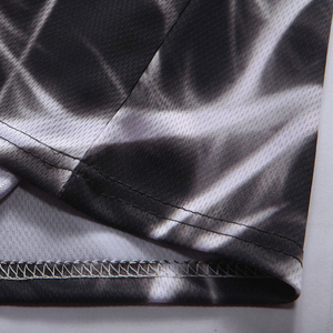 T-shirt à sublimation matérielle de qualité supérieure pour hommes à bas prix T-shirt à sublimation durable léger idéal pour une tenue décontractée - Product Image 6