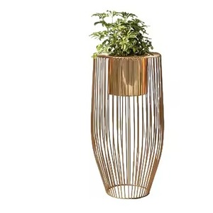 Pot de fleurs en métal personnalisable de forme ronde New Look avec support Design unique pour une utilisation décorative intérieure et extérieure - Product Image 1