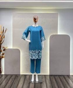 Vestido Georgette Modest Eid con trabajo bordado y Dupatta a juego para mujer moda kurta - Product Image 1