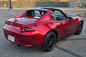 Mazda MX-5 Miata RF Club 2024 Usado en Perfectas Condiciones - Product Image 4