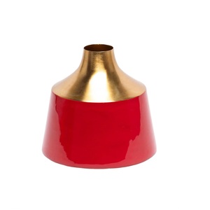 Reliable Manufacturer Aluminium Floor Flower <b>Vases</b> Handmade Traditional Design High Quality Eco-Friendly Decorative <b>Vases</b> - Product Image 3