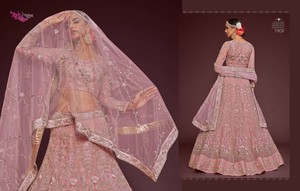 Designer Soft Net Lehenga Choli catalogue complet disponible au tarif de gros, collection premium au prix de gros. - Product Image 6