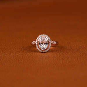 Anillo de oro rosa de 14 quilates con corte ovalado de diamante cultivado en laboratorio, anillo de regalo de aniversario de oro rosa con diamante redondo para ella con anillo de diseño personalizado - Product Image 1