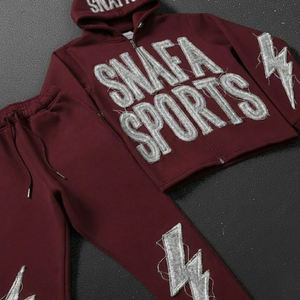 Conjunto Deportivo para Hombre, Fabricante Mayorista, Logotipo Personalizado, Sudadera con Capucha y Pantalones Deportivos Bordados de Alta Calidad - Product Image 3