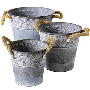 Maceta de flores ecológica con forma galvanizada única, Estilo Vintage/moderno, diseño personalizable para decoraciones de jardín al aire libre - Product Image 6