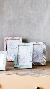 Cadre photo en corne exquis conçu pour un style de maison haut de gamme et idéal comme cadeau mémorable ou investissement de décoration personnelle - Product Image 2