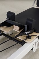 Acorncore Reformer de Pilates pliable multifonctionnel de luxe en alliage d'aluminium noir, portable, durable et de haute qualité pour usage commercial