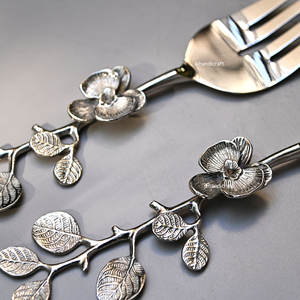 Venta caliente personalizada de la India, juego de servir floral hecho a mano, cuchara de acero inoxidable plateada, servidor de salsa para ensalada para cocina de Ramadán bajo - Product Image 3