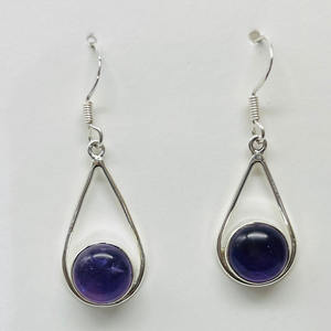 ต่างหูแบบห่วงเงินทำมือพร้อมเพชรอเมทิสต์สีม่วงรูปไข่สำหรับงานแต่งงานหรือของขวัญคนรักรูปทรงสำหรับผู้หญิง - Product Image 2