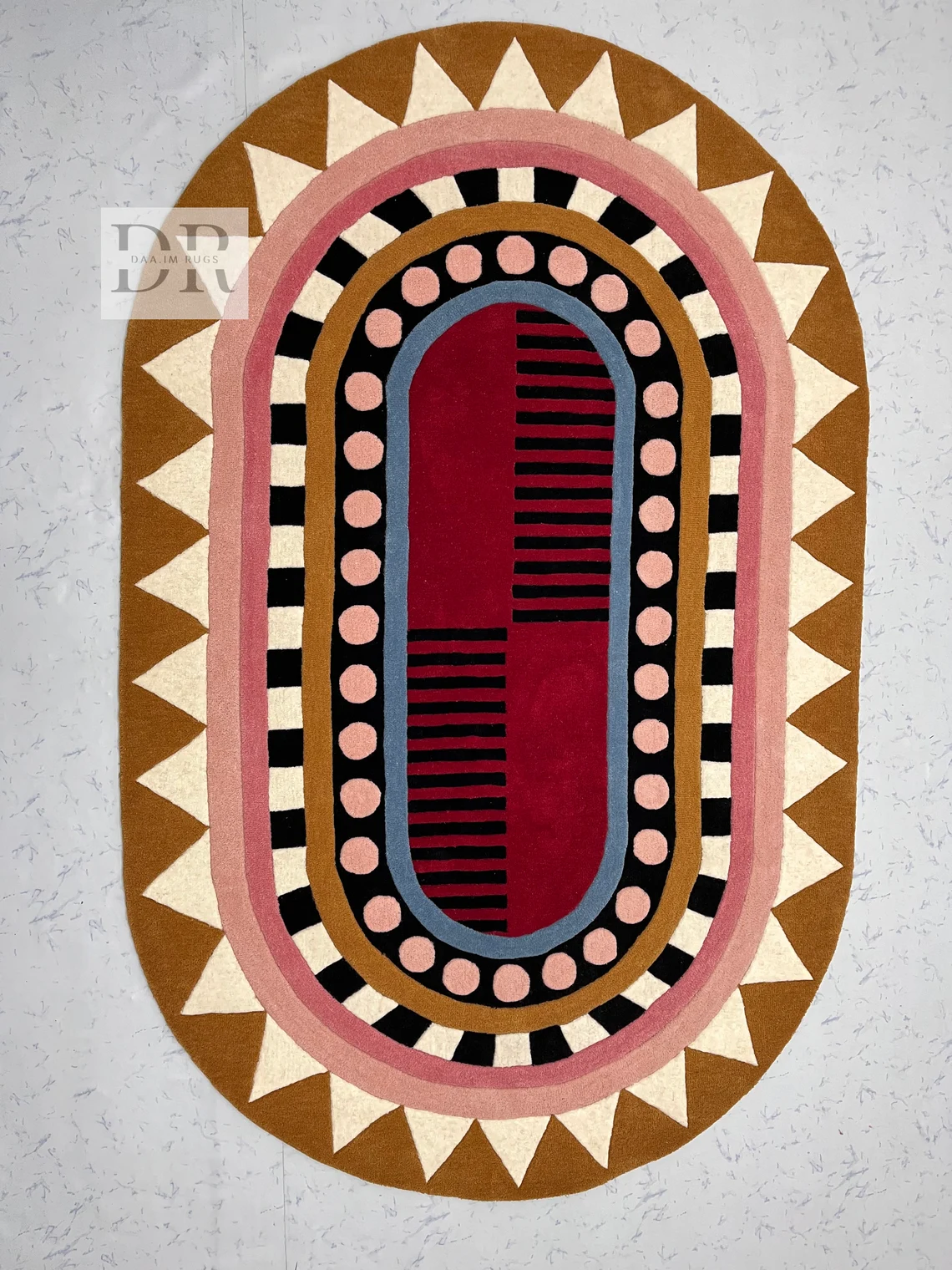 มีสีสัน