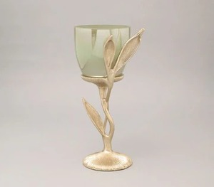 Luxury Golden Leaf Style <b>Candle</b> Stand With Glass Adds Warm Inviting Elegant And Stylish Ambiance To Any Room - Product Image 5