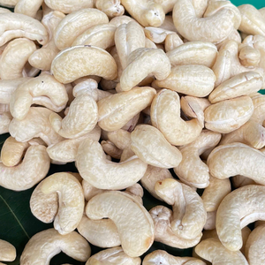 เม็ดมะม่วงหิมพานต์ WW180 WW240เม็ดมะม่วงหิมพานต์ WW320 ODM - Product Image 1