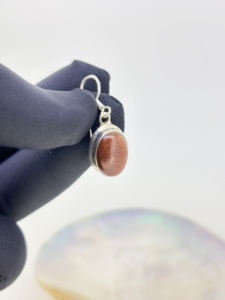 Venta al por mayor Original S925 plata esterlina Natural Sunstone piedra preciosa forma ovalada bisel ajuste gota pendientes joyería fina para las mujeres - Product Image 4