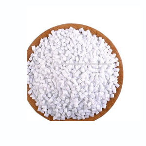 Residuos de botellas PET limpios y en escamas, empaquetados en fábrica, listos para distribuidores - Product Image 5