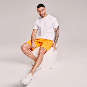 Conjuntos de verano de alta calidad para hombre, pantalones cortos de algodón transpirable y camiseta de manga corta con logotipo personalizado, conjunto Vintage de 2 piezas - Product Image 2