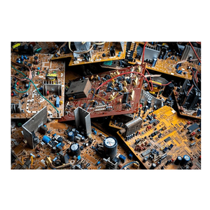 เศษแผงวงจรคอมพิวเตอร์จำนวนมาก รวมถึงเศษ PCB และขยะอิเล็กทรอนิกส์สำหรับโรงงานรีไซเคิล - Product Image 1