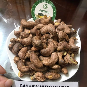 Ventes chaudes Délicieux Noix de cajou grillées biologiques avec peau de soie Qualité AFI Premium Origine Vietnam - Product Image 2