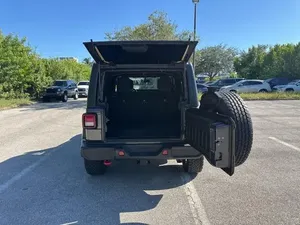 2018 Jeep Wrangler Unlimited Sahara - Product Image 2