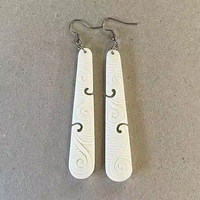 Boucles d'oreilles en os de buffle bijoux d'oreille de mode en gros populaire Bone Fashions boucles d'oreilles à breloques irrégulières par Crescent CraftS