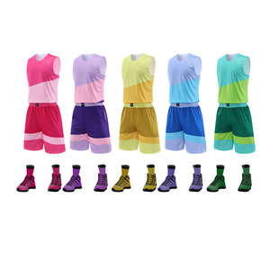 Conjuntos de Camisetas de Baloncesto de Malla Transpirable, Nombre y Logotipo Personalizados, Uniforme de Baloncesto Masculino de Alta Calidad, Uniforme Ligero OEM para Jugador - Product Image 1