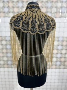 Magnifique cape burlesque festive, broderie, perles, paillettes, design asymétrique élégant pour les occasions festives - Product Image 2