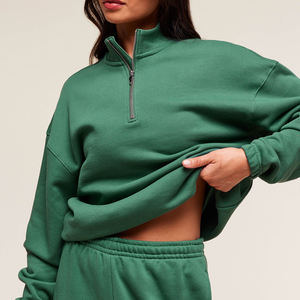 Pull-over zippé 1/4 pour femmes Sweatshirts verts Lift Logo personnalisé Qualité supérieure Choix parfait pour les détaillants et les acheteurs en gros - Product Image 3