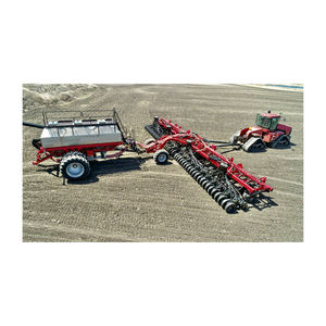 Semoir pneumatique assez utilisé fourni en volume avec une construction premium pour un usage agricole - Product Image 6