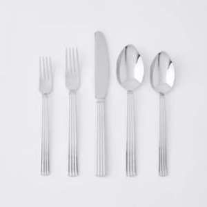 Juego de cubiertos de acero inoxidable moderno con superficie de alto brillo, sujeción cómoda y artesanía profesional - Product Image 5