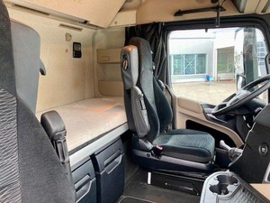 Usato 2015 MER CE DES- BEN Z ACTROS 4163 BEIGE 6x4,EURO 6 DIESEL 428HP cambio automatico - Product Image 2
