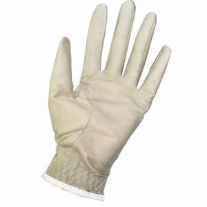Guantes de Golf Duraderos y Cómodos con Agarre Antideslizante para Hombres y Mujeres - Product Image 5